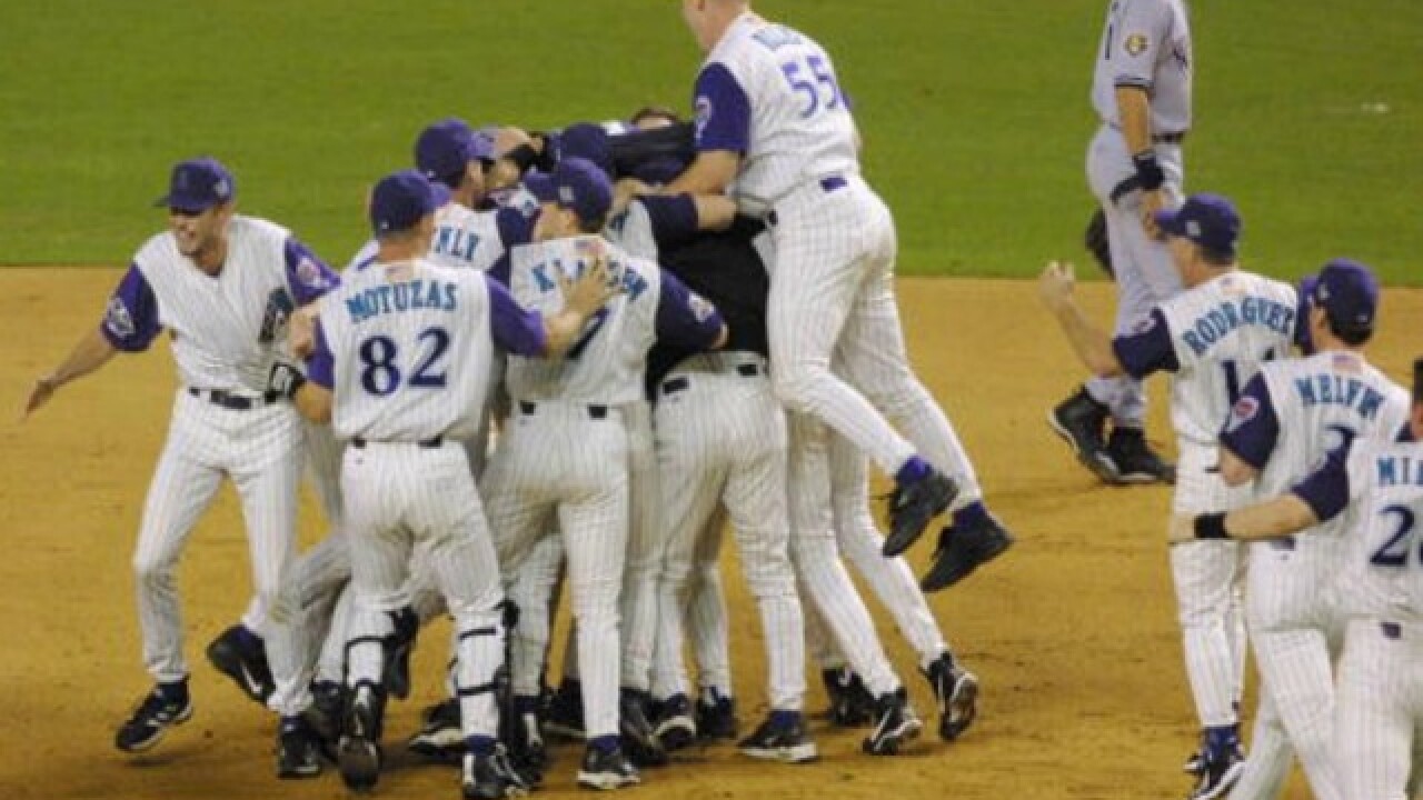 Members of Diamondbacks' 2001 World Series team to return for Alumni Game